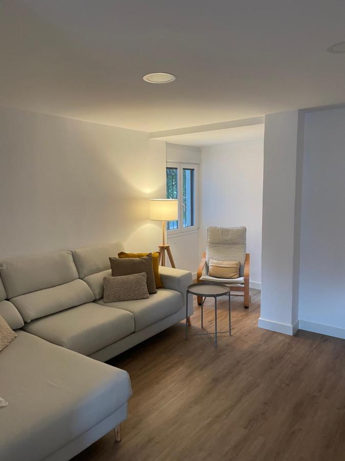 Cozy Apartment 6' From San Sebastian + Parking Usúrbil Extérieur photo
