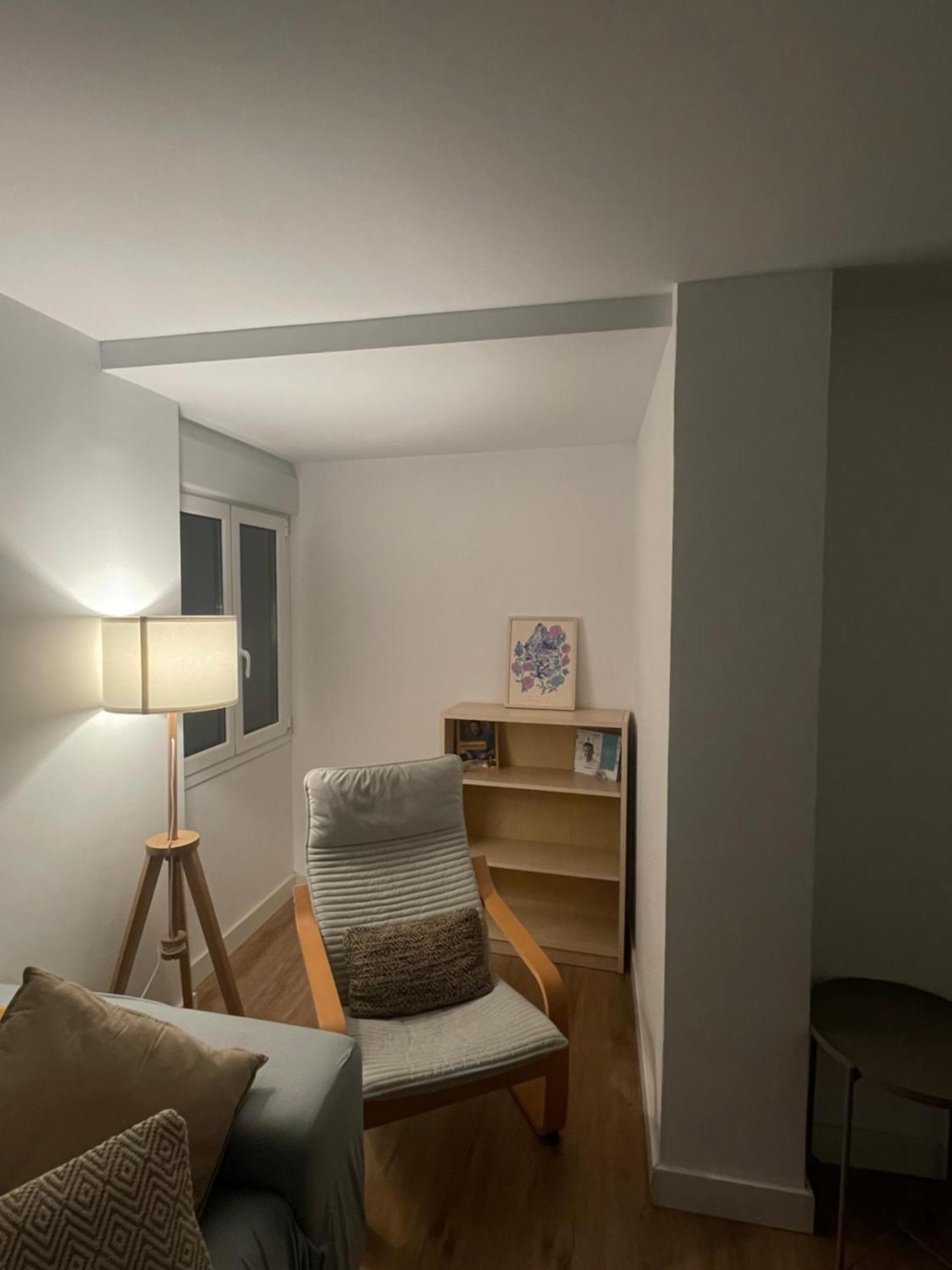 Cozy Apartment 6' From San Sebastian + Parking Usúrbil Extérieur photo